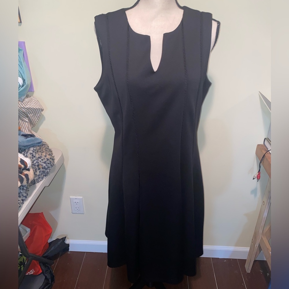 Karl Lagerfeld Women’s Black Knee-Length Dress Size 14